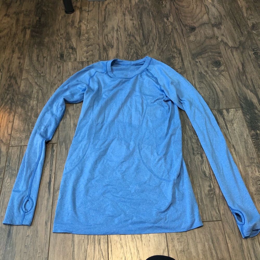 Lululemon long sleeve running top